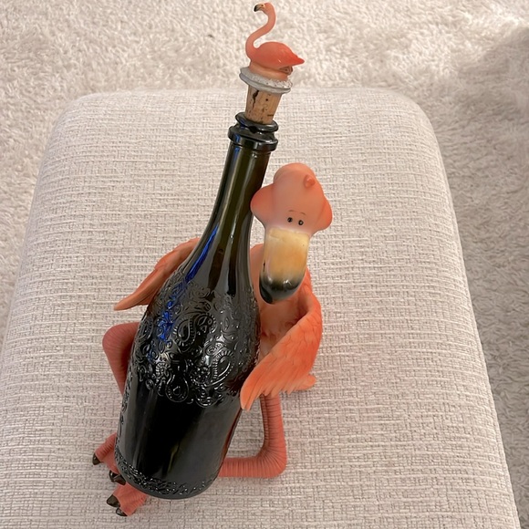Other - Drunken Flamingo Wine Bottle Holder & Cork Stopper